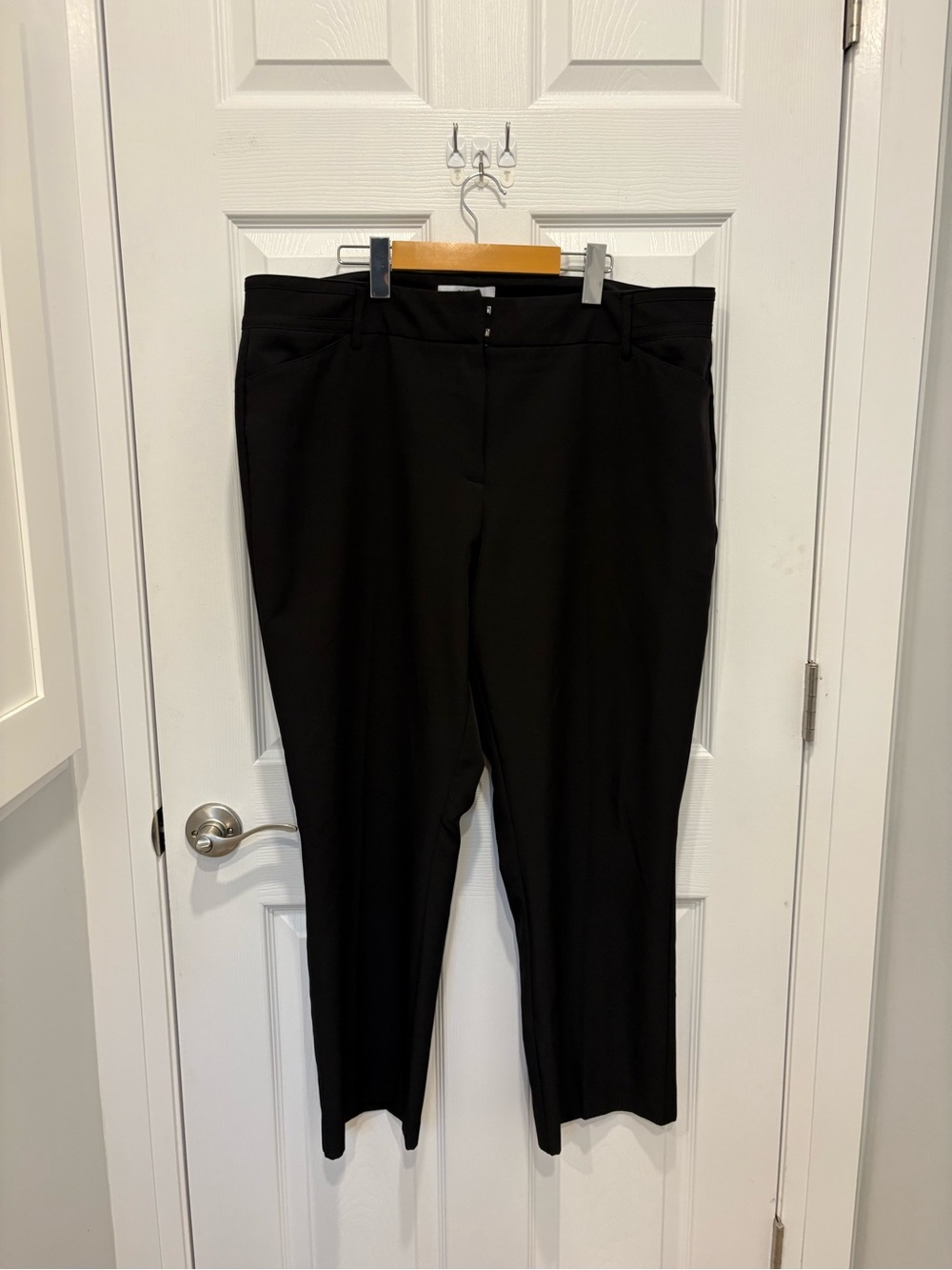 cleo Black Straight-Leg Women's Trousers